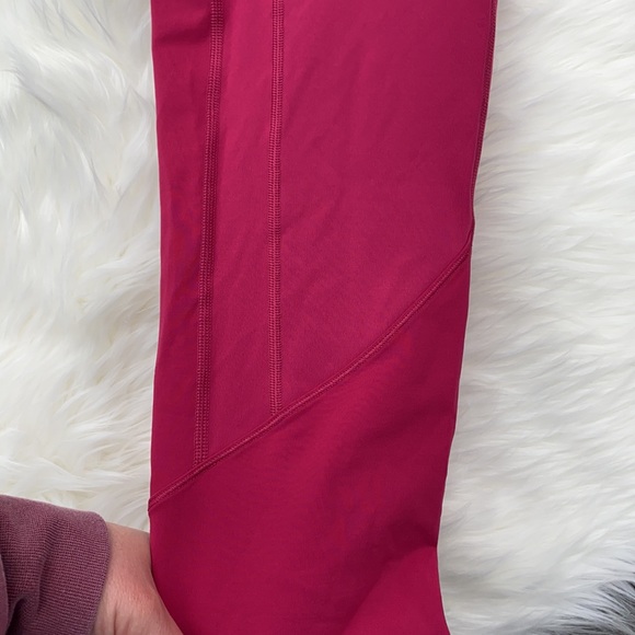 Lululemon pink leggings with pockets - Picture 2 of 5